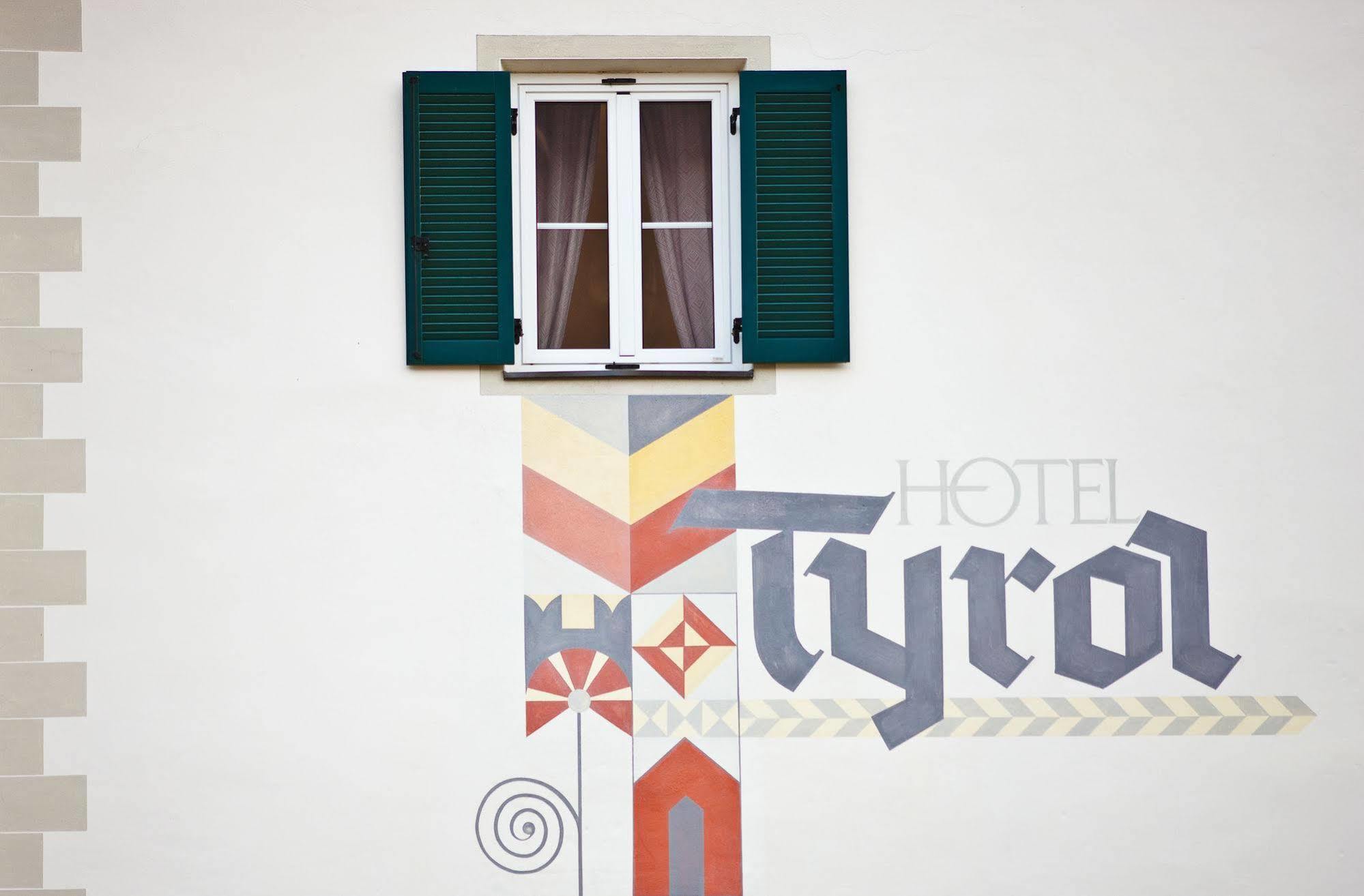 Hotel Tyrol Ora / Auer Экстерьер фото